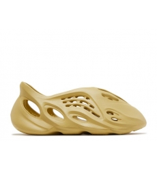 Yeezy Foam Runner Sulfur